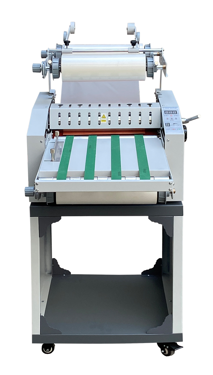 VC37011.jpg